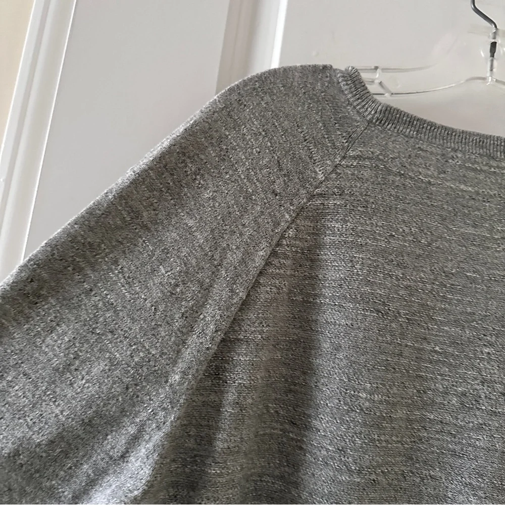 J.Crew Jeans Slim Textured Gray Cotton Crewneck Sweater Men’s Size Large Preppy